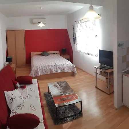 Lans Guest house *