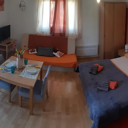 Guest house Lans