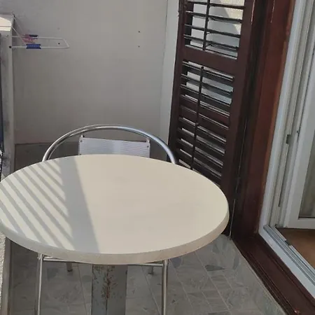Lans Guest house