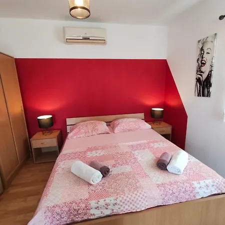 Lans 3* וודיצה