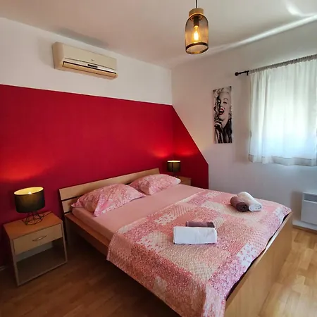 Lans Affittacamere Vodice