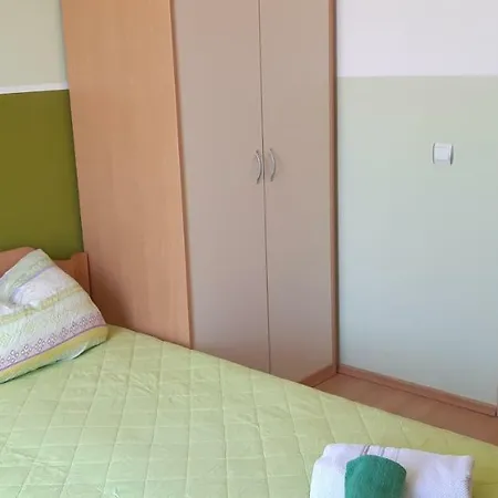 Lans Guest house