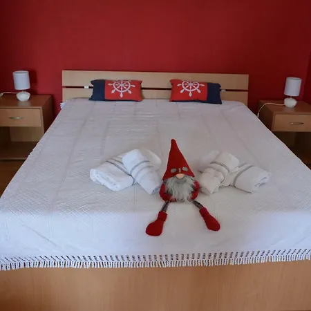 Lans Guest house